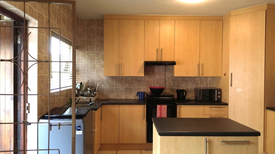 2 Bedroom Property for Sale in Kabega Park Eastern Cape